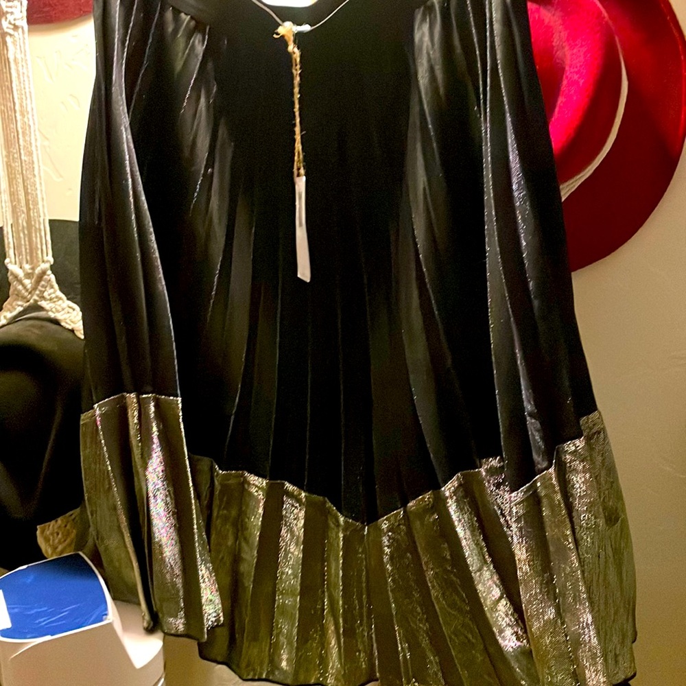 Black and Silver Party Skirt XL 22” long